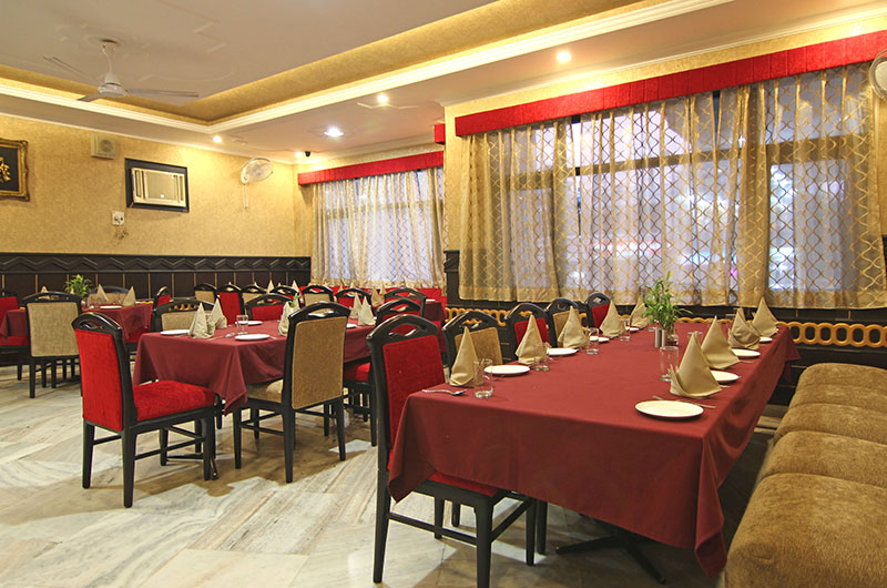 Restaurant at Le Grand Hotel Haridwar