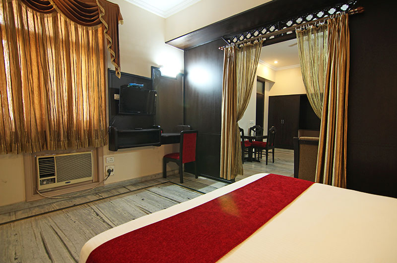 Le Grand Hotel Haridwar - Executive Suite Room2