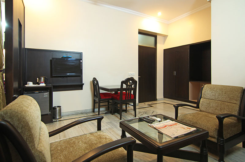 Le Grand Hotel Haridwar - Executive Suite Room4